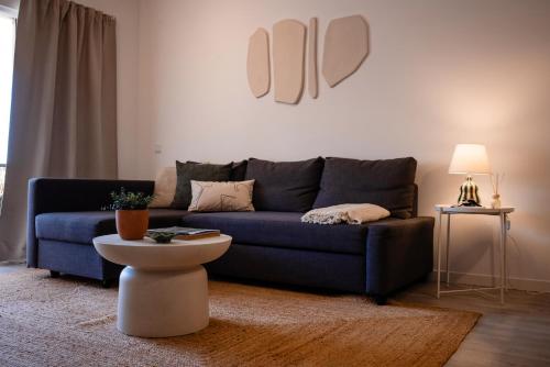Pool & Beach Days - Vilamoura Condo with Balcony & Parking
