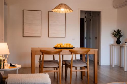 Pool & Beach Days - Vilamoura Condo with Balcony & Parking