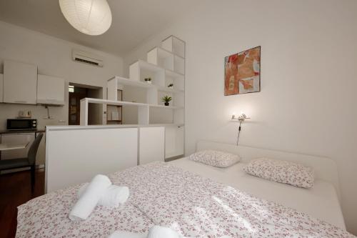 Mezzanine Apartment, Zagreb center by Irundo