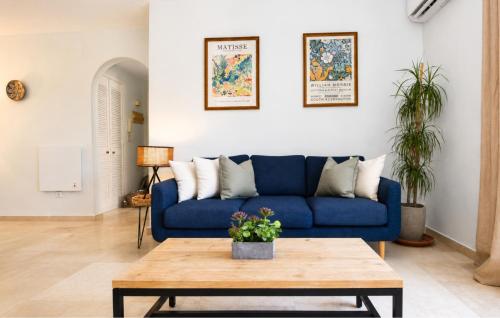 Coastal Living Near Estepona Marina