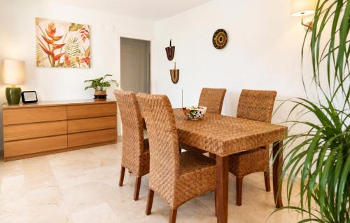 Coastal Living Near Estepona Marina