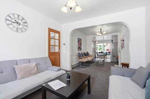 Cosy 5 bedroom Birmingham photo 25
