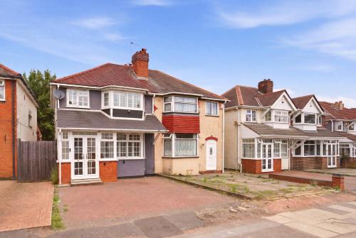 Cosy 5 bedroom Birmingham photo 6