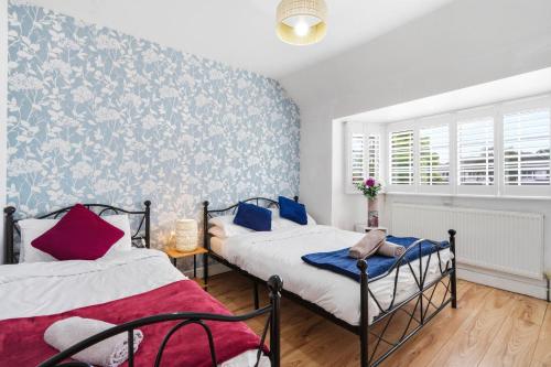Cosy 5 bedroom Birmingham photo 11
