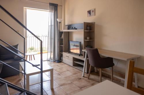 Elia mini suite E8