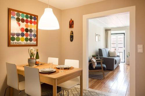 Bright Alfama Studio with AC