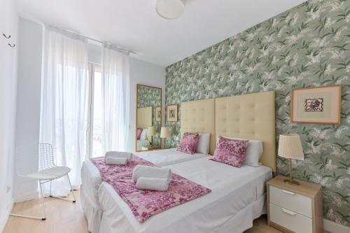 San Pablo Deluxe Suite by Valcambre
