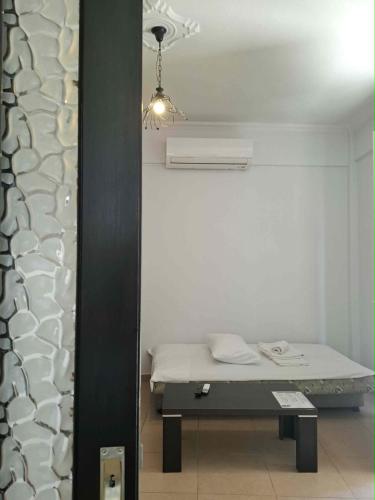 Little johns studio for 2 or 3