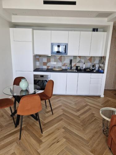 Azur Pearl - Luxury Sea View Apartement - La plage à vos pieds