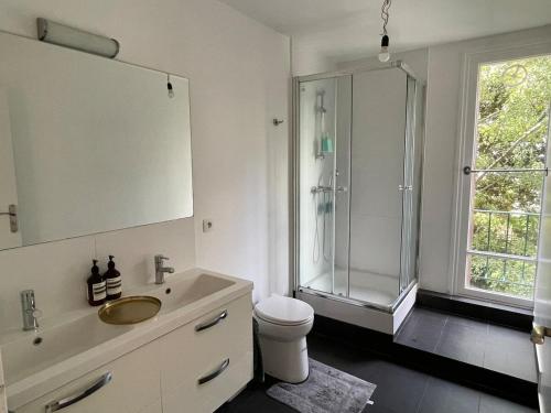 Apartment near Eiffel Tower