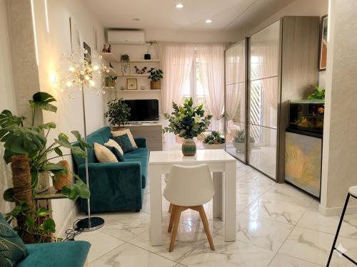 In the heart of Rome with garden and Jacuzzi