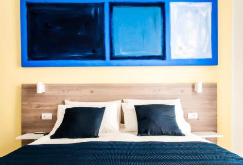 Demi Rooms