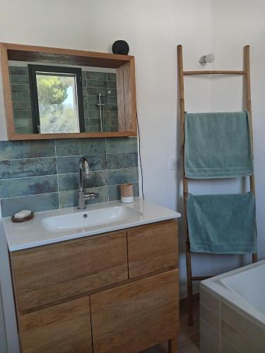 Villa 4 chambres à Aix 8 personnes et 2 bébés