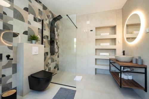 Tikas Blue - Luxe Pool Villa with Olive garden