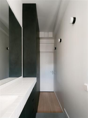 Cozy Bright Parisian Studio Belleville by Weekome