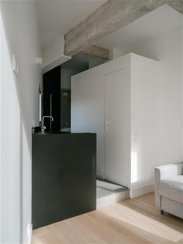 Cozy Bright Parisian Studio Belleville by Weekome