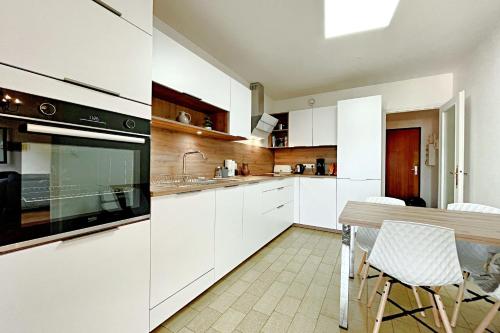 3 Bedroom - Heart of Annecy