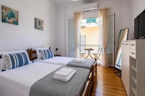 Saint Spyridon Old Town apartment