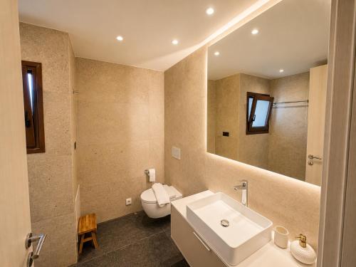 Granikou 17 Athens Luxury Flats By Phos Living