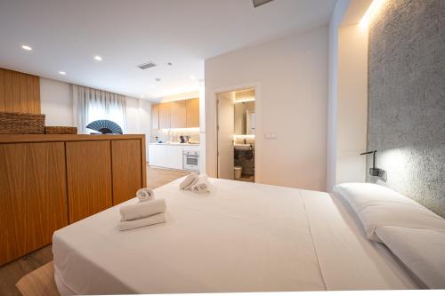 Geysotur Caballero Homes Puente Romano