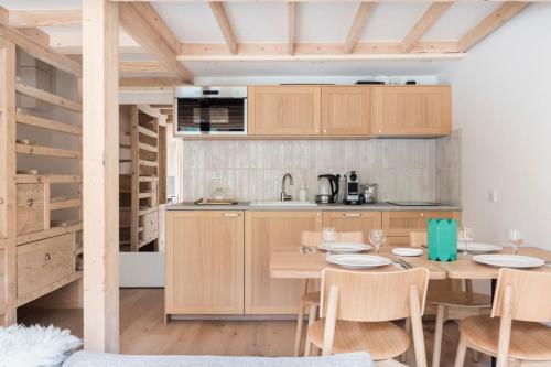 Renovated duplex with a balcony and parking space
