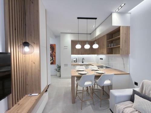 Stylish City 2BR Apartment - Ad Residences