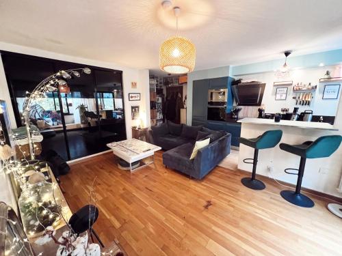 Cosy flat, quiet place, next to market & bakery