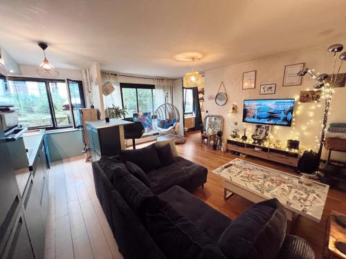 Cosy flat, quiet place, next to market & bakery