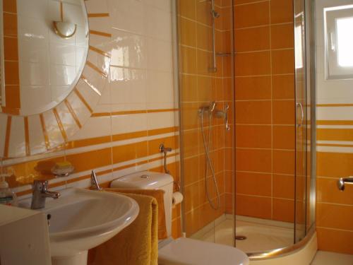 Koupelna v ubytování Apartment in Ljubljana