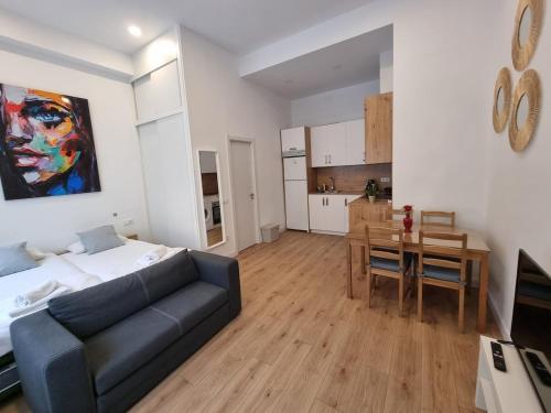 Stay in the Salamanca district, Movistar Arena, Ventas