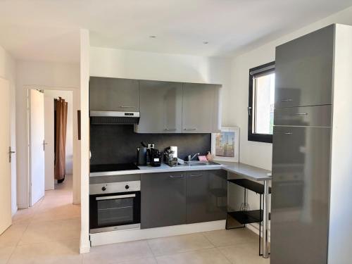 Appartement 1 chambre, climatisé, parking