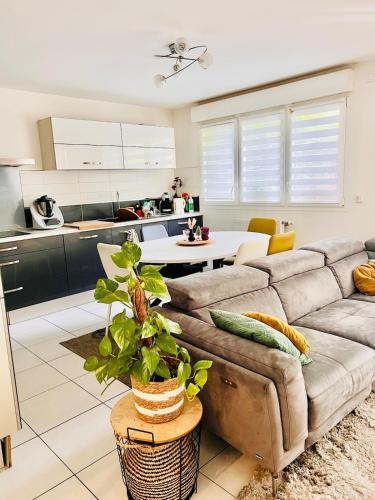 Spacious with terrace and garden