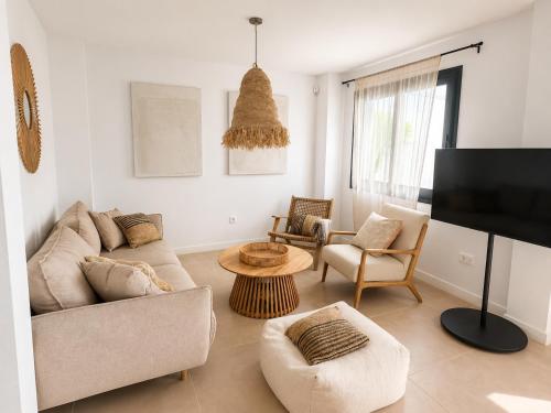 3 Bedroom Townhouse with Private Pool