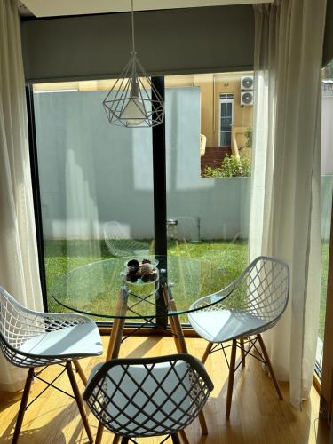 Oporto Yellow Apartments