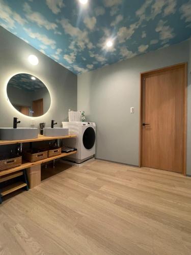 KIDS SPACE Nishikujo 3rd for Osaka for Family House