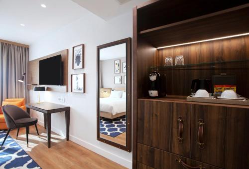 voco Madrid - Las Tablas by IHG photo 95