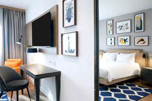 voco Madrid - Las Tablas by IHG photo 97