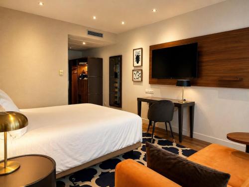 voco Madrid - Las Tablas by IHG photo 57