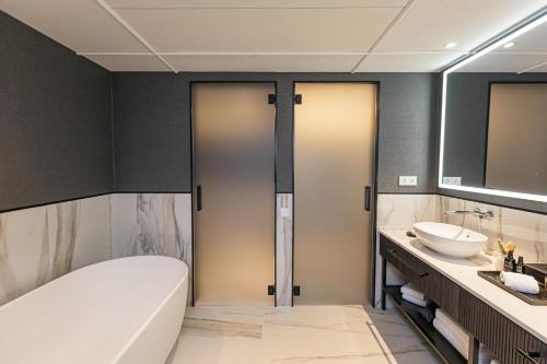 InterContinental Barcelona by IHG photo 261