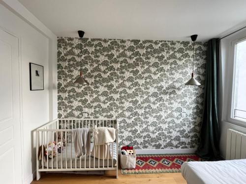 Elegant family flat near Sacré Coeur in Montmartre