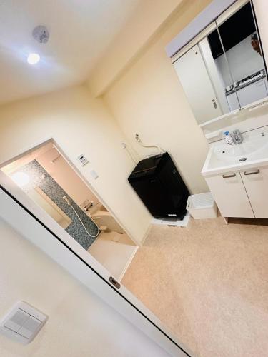 R SQUARE Nipponbashi Room No 903