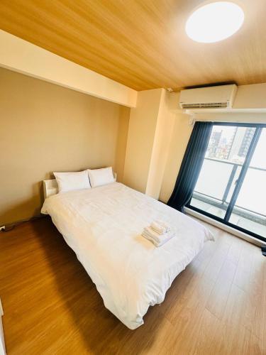 R SQUARE Nipponbashi Room No 903
