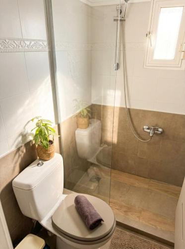 Spacious 3BR Apartment with a balcony