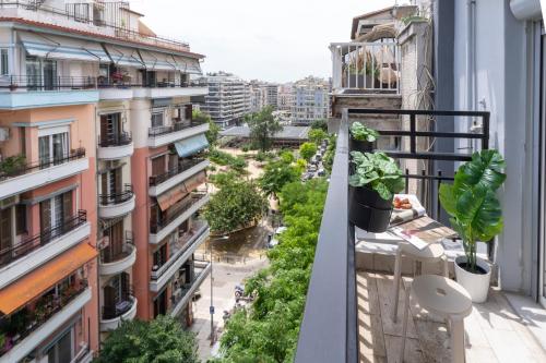 Spacious 3BR Apartment with a balcony
