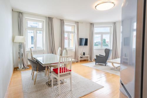 Central Premium Apartment LF