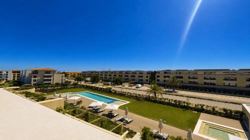 The Nine Aurum Sky by Cleverdetails in Vilamoura