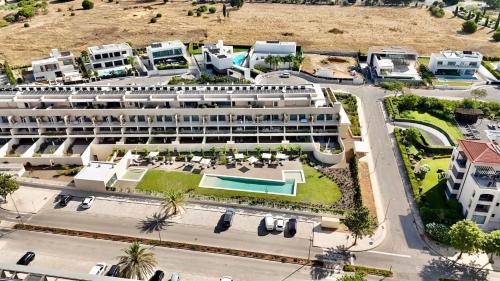The Nine Aurum Sky by Cleverdetails in Vilamoura