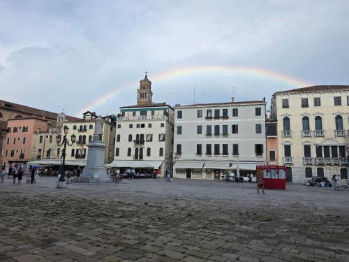 Friendly Venice Suites photo 37