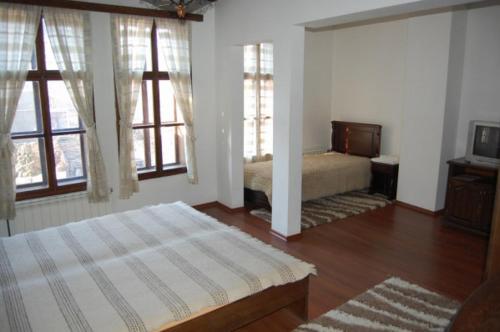 Afbeelding uit fotogalerij van Trevnenski Kat Hotel in Tryavna