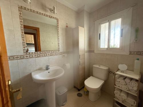 Apartamento en Avenida Mediterráneo con piscina